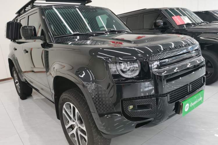 Used Land Rover Defender 2023 Facelift 110 3.0T P400 Dark Edition Exterior 2