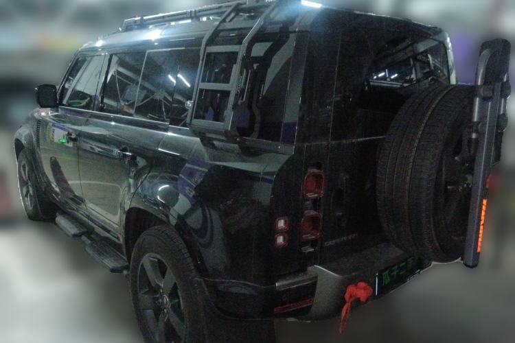 Used Land Rover Defender 2023 Facelift 110 3.0T P400 X-DYNAMIC HSE Exterior 3
