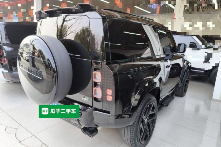 Used Land Rover Defender 2023 90 3.0T P400 XS Exterior 5