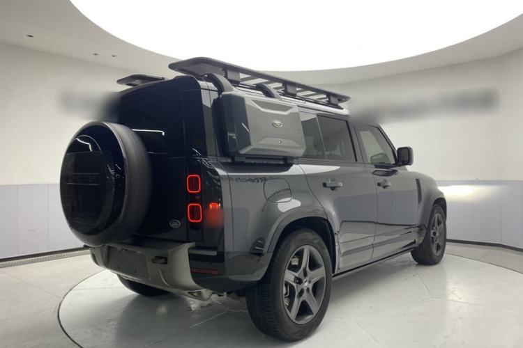 Used Land Rover Defender 2023 Facelift 110 3.0T P400 X-DYNAMIC HSE Exterior 5