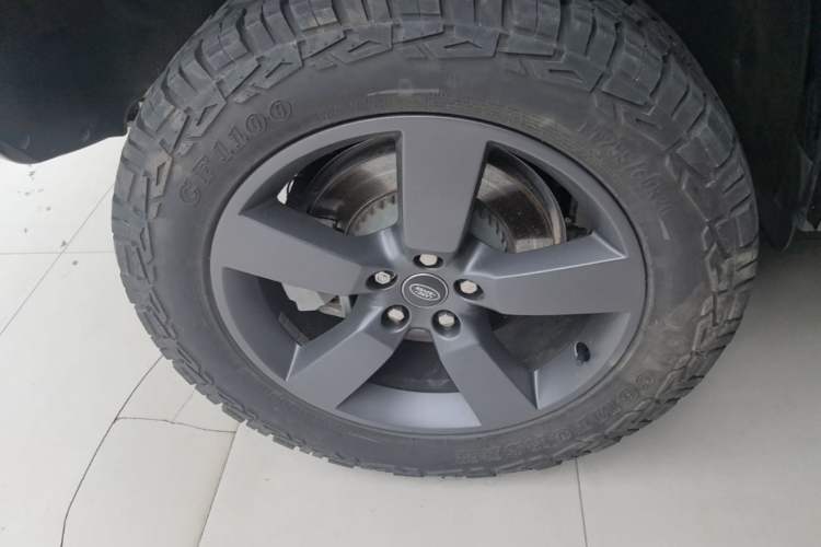 Used Land Rover Defender 2023 110 3.0T P400 X-DYNAMIC HSE Exterior 5