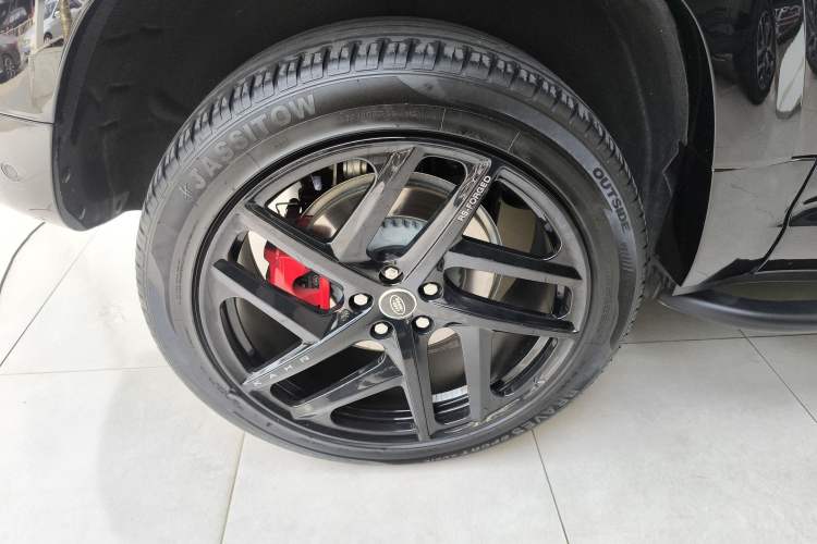 Used Land Rover Defender 2023 90 3.0T P400 XS Exterior 8
