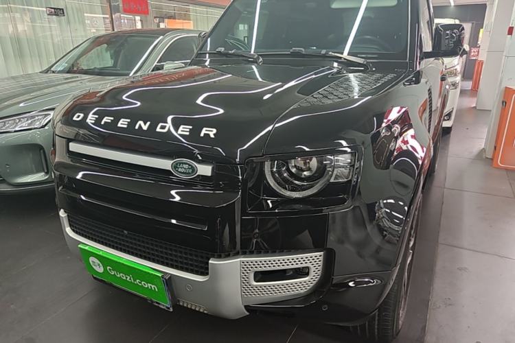 Used Land Rover Defender 2023 Facelift 90 3.0T P400 XS Front