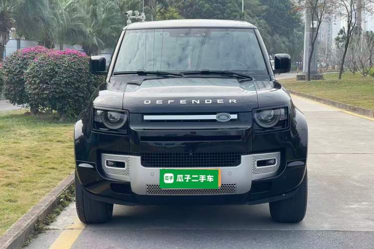 Used Land Rover Defender 2023 90 3.0T P400 XS Front