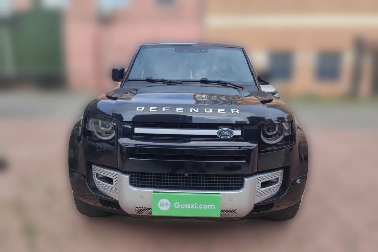 Used Land Rover Defender 2023 Revised Version 90 3.0T P400 Dark Edition Front