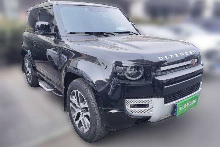 Used Land Rover Defender 2023 Facelift 90 3.0T P400 XS Front Right 45 Deg