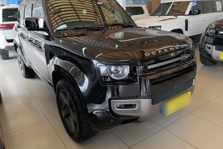 Used Land Rover Defender 2023 110 3.0T P400 X-DYNAMIC HSE Front Right 45 Deg