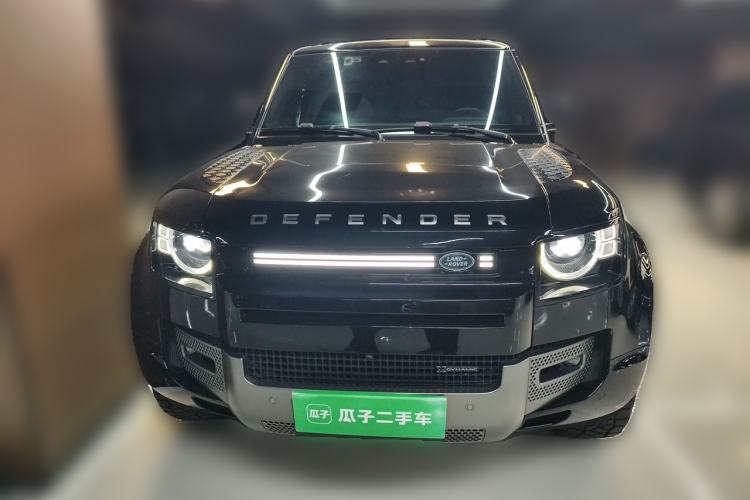 Used Land Rover Defender 2023 Facelift 110 3.0T P400 X-DYNAMIC HSE Front