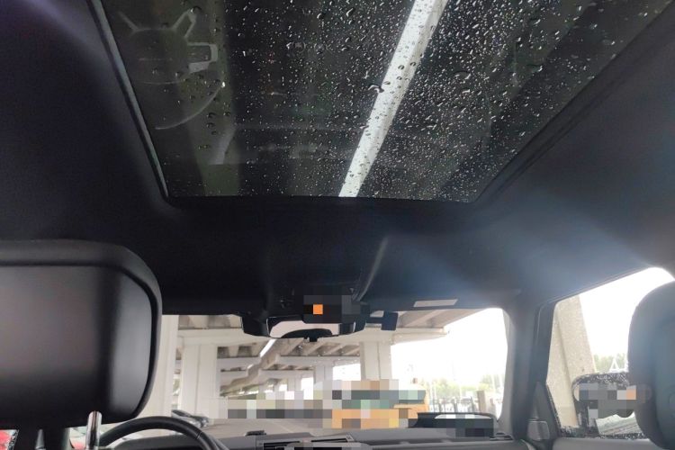 Used Land Rover Defender 2023 Facelift 110 3.0T P400 X-DYNAMIC HSE Headliner