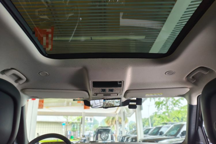 Used Land Rover Defender 2023 Facelift 90 3.0T P400 XS Headliner