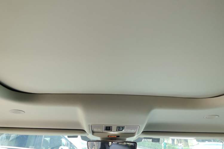 Used Land Rover Defender 2023 130 3.0T P400 HSE Headliner