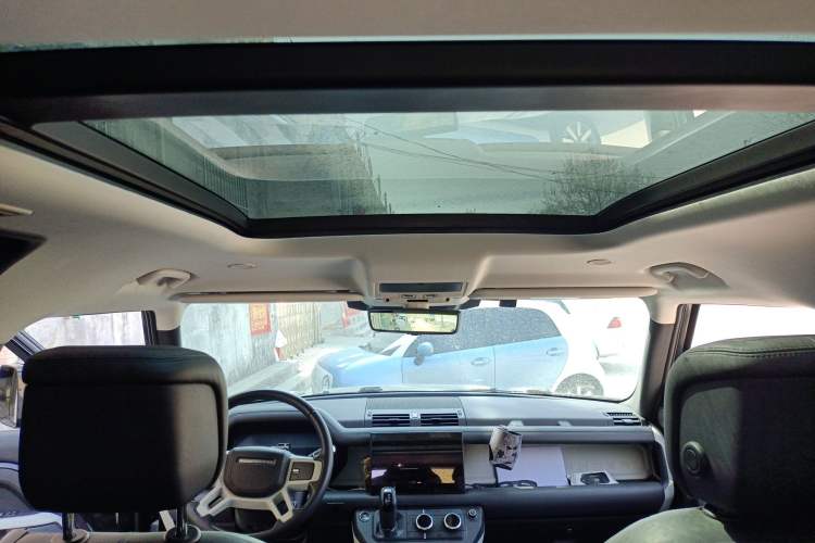 Used Land Rover Defender 2023 Facelift 90 3.0T P400 XS Headliner