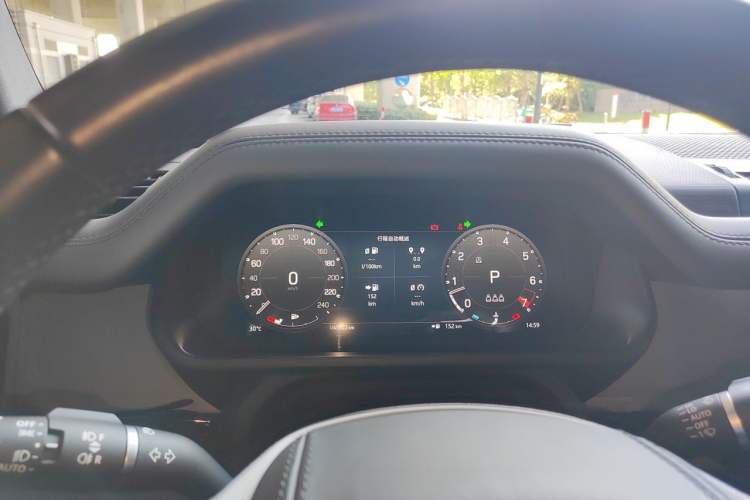 Used Land Rover Defender 2023 Facelift 110 3.0T P400 Dark Edition Instrument Cluster