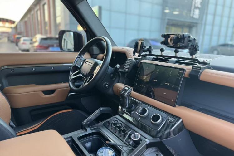 Used Land Rover Defender 2023 Facelift 110 3.0T P400 X Interior 1