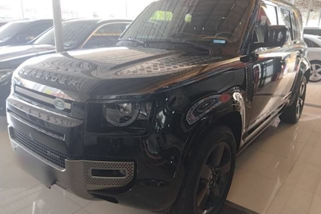 Used Land Rover Defender 2023 Facelift 110 3.0T P400 X-DYNAMIC HSE
