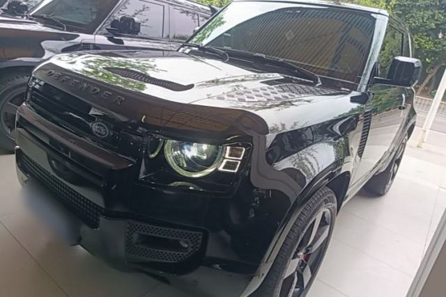 Used Land Rover Defender 2023 Facelift 90 3.0T P400 XS