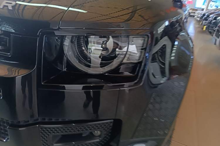 Used Land Rover Defender 2023 110 3.0T P400 X-DYNAMIC HSE Left Front Headlight
