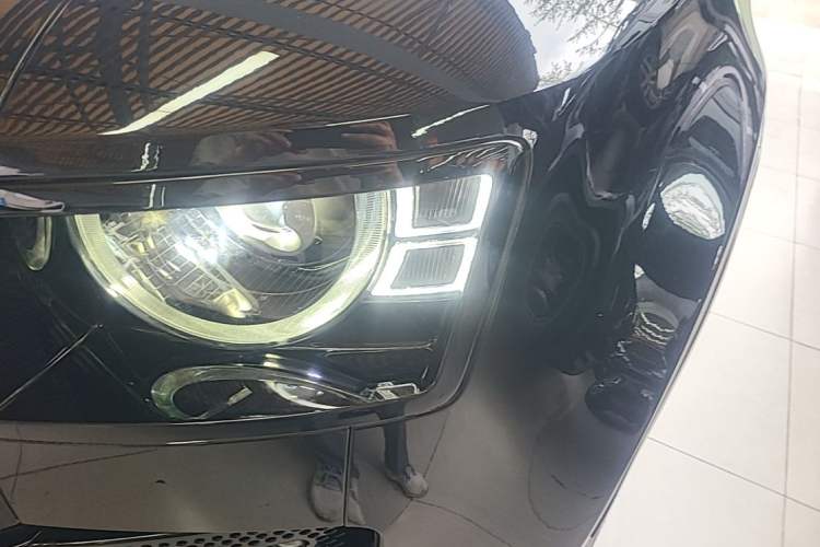 Used Land Rover Defender 2023 Facelift 110 3.0T P400 Dark Edition Left Front Headlight