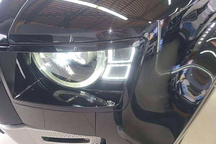 Used Land Rover Defender 2023 Facelift 90 3.0T P400 XS Left Front Headlight