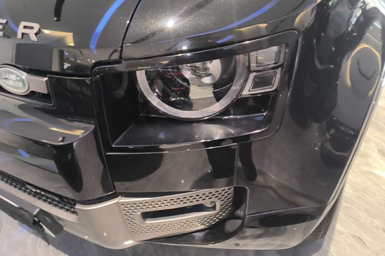 Used Land Rover Defender 2023 Facelift 110 3.0T P400 X-DYNAMIC HSE Left Front Headlight