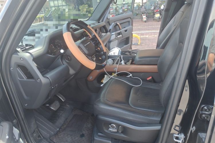 Used Land Rover Defender 2023 130 3.0T P400 X Left Front Seat