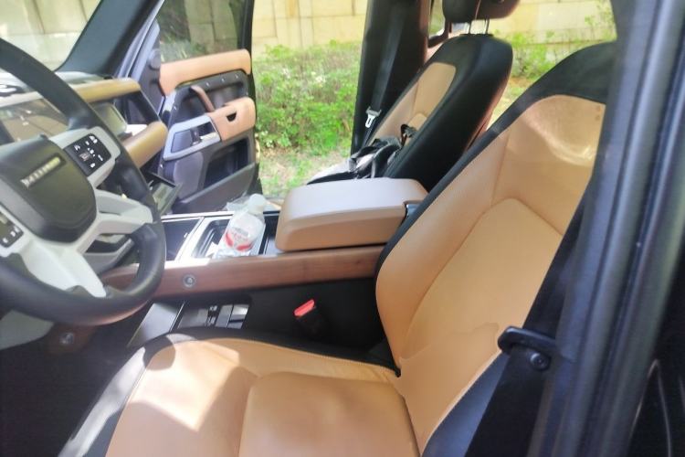 Used Land Rover Defender 2023 110 3.0T P400 X-DYNAMIC HSE Left Front Seat
