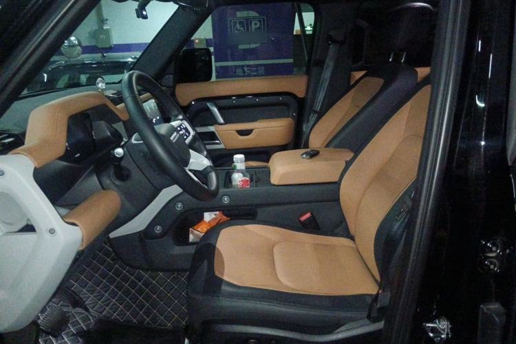 Used Land Rover Defender 2023 Facelift 110 3.0T P400 X-DYNAMIC HSE Left Front Seat