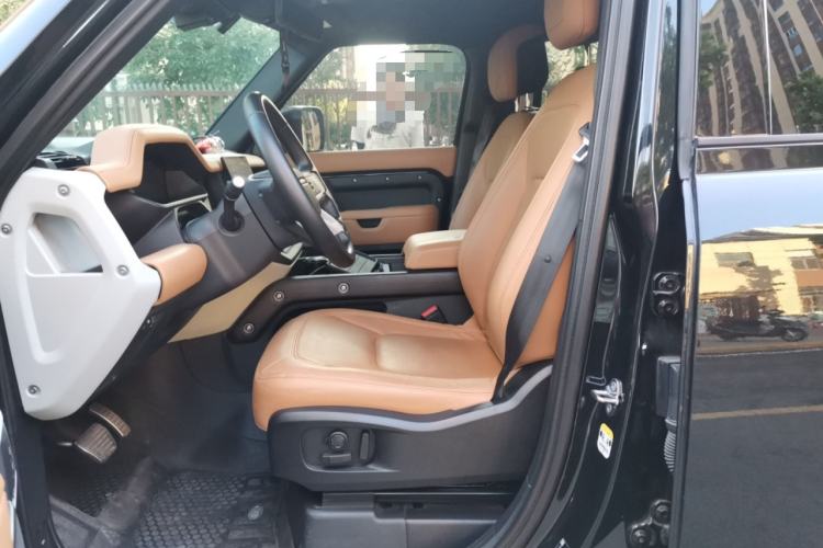 Used Land Rover Defender 2023 Facelift 110 3.0T P400 Dark Edition Left Front Seat