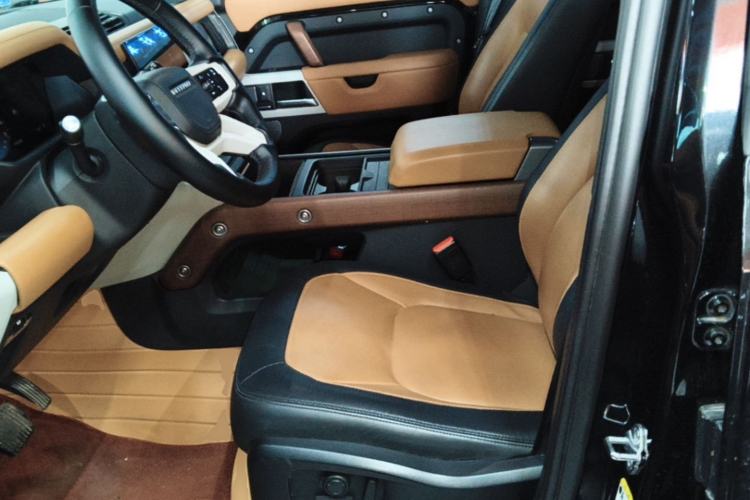 Used Land Rover Defender 2023 Facelift 110 3.0T P400 X-DYNAMIC HSE Left Front Seat