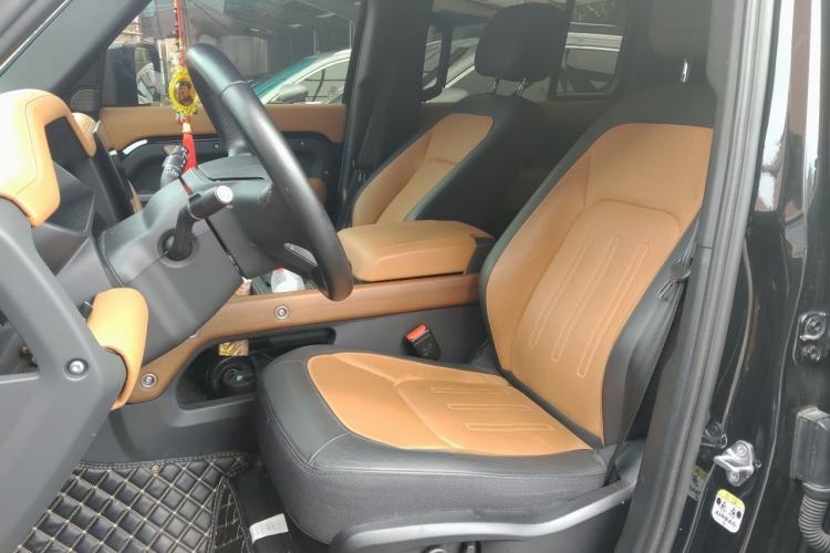 Used Land Rover Defender 2023 Facelift 110 3.0T P400 X Left Front Seat