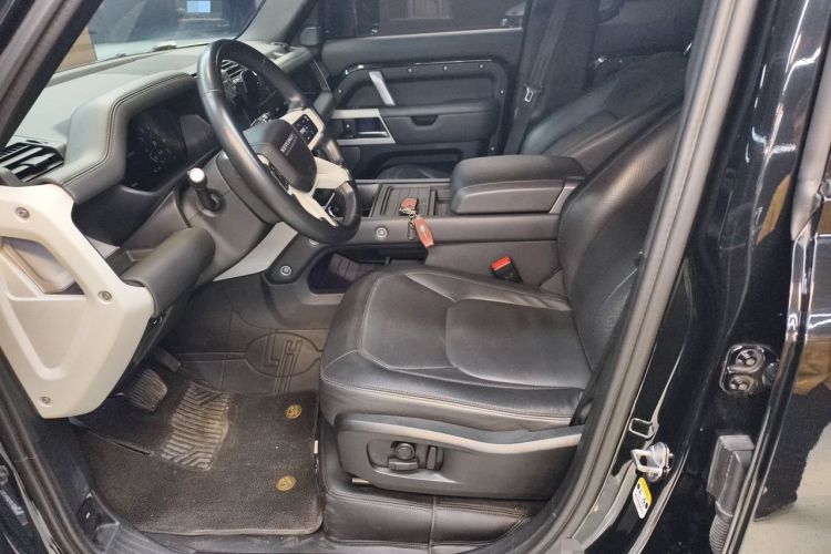 Used Land Rover Defender 2023 Facelift 110 3.0T P400 X-DYNAMIC HSE Left Front Seat