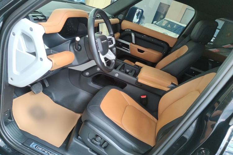 Used Land Rover Defender 2023 Facelift 110 3.0T P400 X-DYNAMIC HSE Left Front Seat