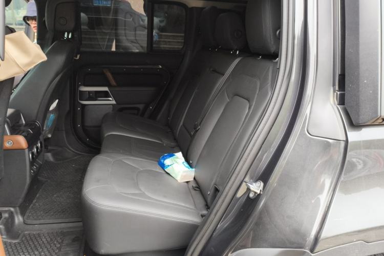 Used Land Rover Defender 2023 110 3.0T P400 Dark Edition Left Rear Seat
