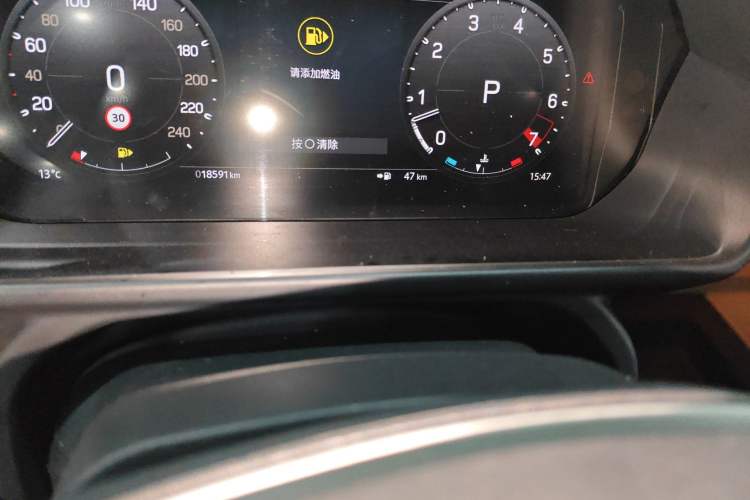 Used Land Rover Defender 2023 Revised Version 90 3.0T P400 Dark Edition Odometer Close Up
