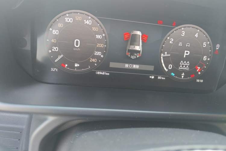 Used Land Rover Defender 2023 130 3.0T P400 X Odometer Close Up