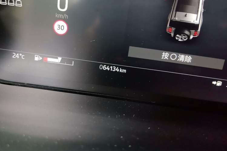 Used Land Rover Defender 2023 130 3.0T P400 HSE Odometer Close Up