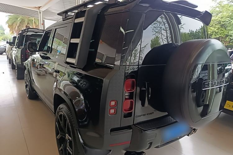 Used Land Rover Defender 2023 Facelift 110 3.0T P400 Dark Edition Rear Left 45 Deg