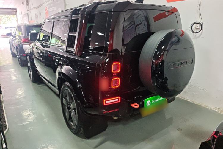 Used Land Rover Defender 2023 Facelift 110 3.0T P400 X Rear Left 45 Deg