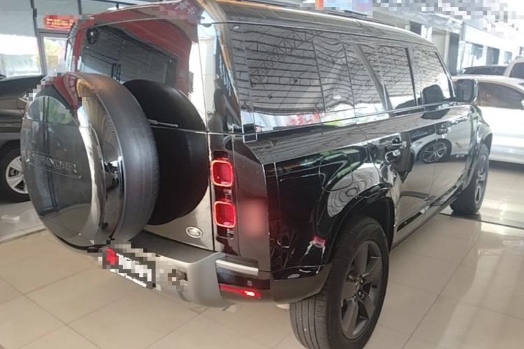 Used Land Rover Defender 2023 Facelift 110 3.0T P400 X-DYNAMIC HSE Rear Right 45 Deg