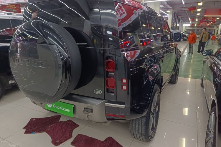 Used Land Rover Defender 2023 Facelift 110 3.0T P400 X-DYNAMIC HSE Rear Right 45 Deg