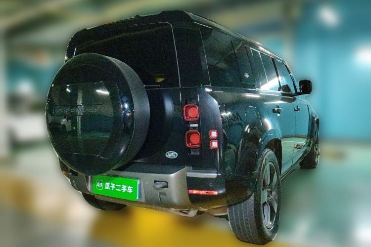 Used Land Rover Defender 2023 Facelift 110 3.0T P400 X-DYNAMIC HSE Rear Right 45 Deg