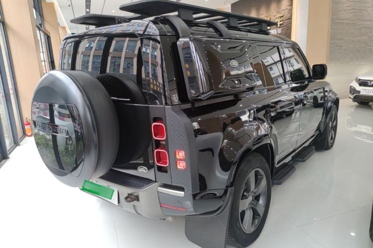 Used Land Rover Defender 2023 Facelift 110 3.0T P400 X-DYNAMIC HSE Rear Right 45 Deg