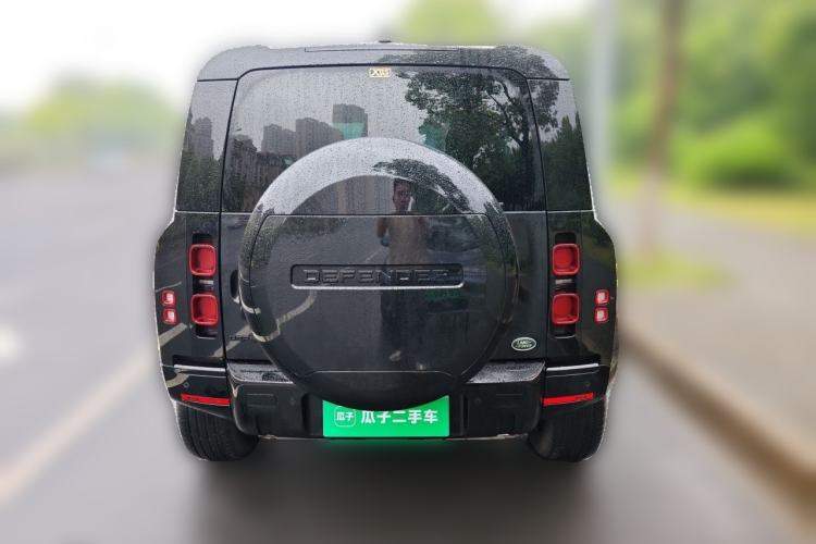 Used Land Rover Defender 2023 90 3.0T P400 Dark Edition Rear