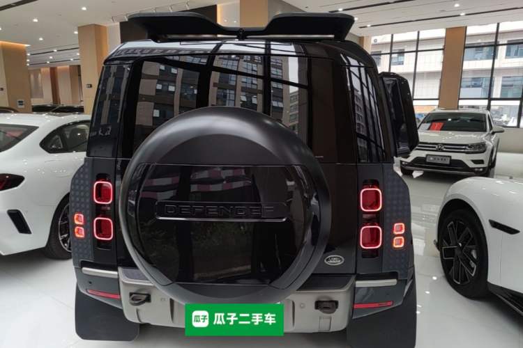 Used Land Rover Defender 2023 Facelift 110 3.0T P400 X-DYNAMIC HSE Rear