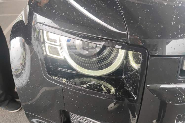 Used Land Rover Defender 2023 Facelift 110 3.0T P400 X-DYNAMIC HSE Right Front Headlight