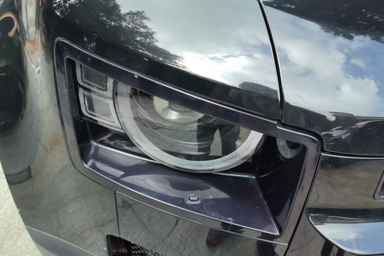 Used Land Rover Defender 2023 130 3.0T P400 HSE Right Front Headlight