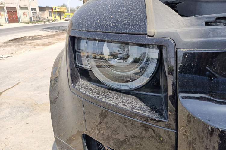 Used Land Rover Defender 2023 Facelift 90 3.0T P400 XS Right Front Headlight