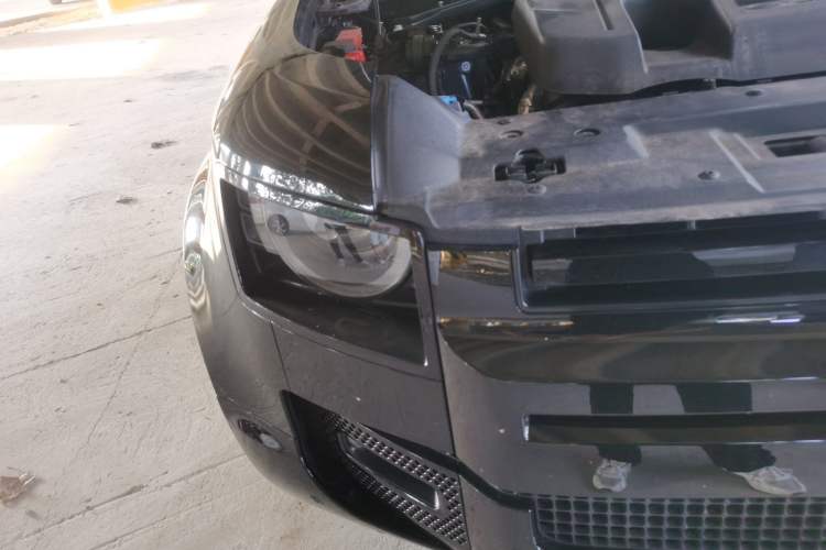 Used Land Rover Defender 2023 Facelift 110 3.0T P400 X-DYNAMIC HSE Right Front Headlight