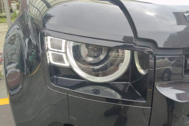 Used Land Rover Defender 2023 Facelift 110 3.0T P400 X Right Front Headlight
