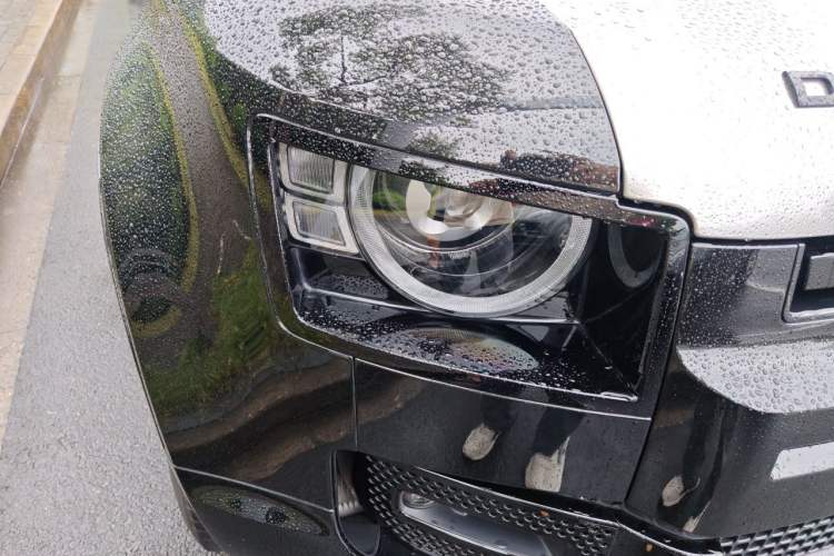 Used Land Rover Defender 2023 90 3.0T P400 Dark Edition Right Front Headlight